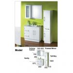 900 Square Vanity With Square Handles And Kickboard